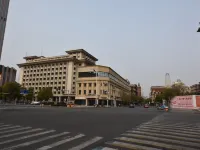 Lavande Hotel (Tianjin Xiaobailou Metro Station Wudao Cultural Tourism Zone) Hotels near Xiaobailou