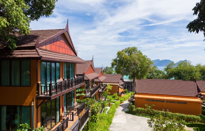 Phi Phi Long Beach Resort & Villa