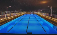โรงแรมเอทัวร์ สนามบินเซียะเหมิน อ่าวหวู่หยวน - สระว่ายน้ำบนดาดฟ้า