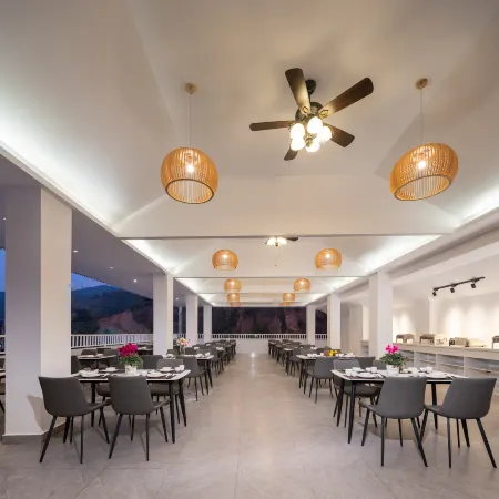 Xishuangbanna Yunzhi Designer Holiday Hotel
