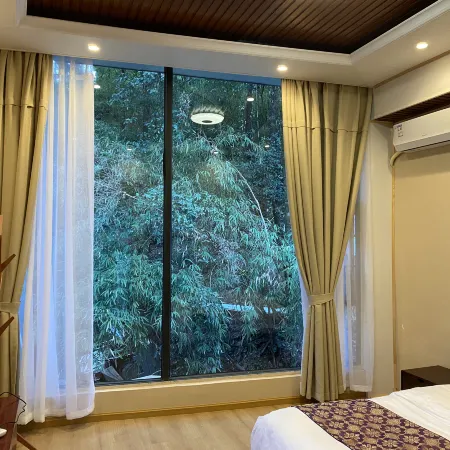 Jizu Mountain Wild Restaurant Inn