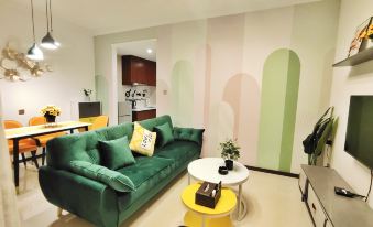 Yumi Apartment (Enping Quanlin Golden Town)