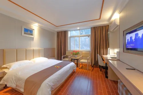 Super 8 Hotel (Entrance to Daocheng Yading Scenic Area) - Pet Friendly