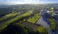 ANA Crowne Plaza Resort Okinawa Uruma Hills Hotel a 