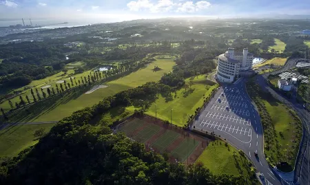 ANA Crowne Plaza Resort Okinawa Uruma Hills