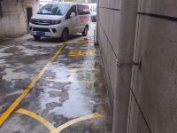 尚客优连锁酒店(贡嘎机场店) - 停车场