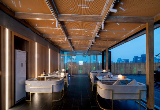 PI hotel 외관 및 로비