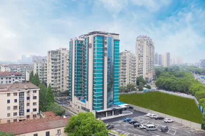 Ji Hotel ( Zhangjiagang Tai Shing Store) Hotels near Zhangjiagang Park