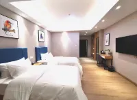 Fengwo Hotel (Zhumadian West High-speed Railway Station Jianye Store)