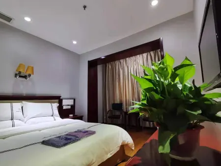 Shuimu Nianhua foot bath Hotel Отели в г. Цинсю