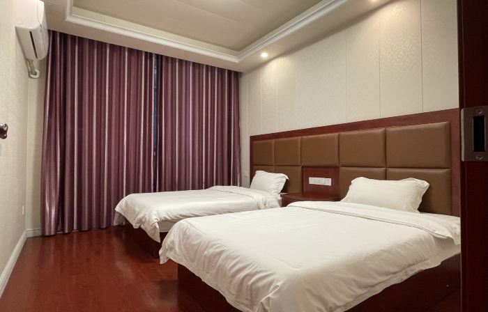 Shibing Shisu Hotel