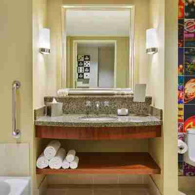 Renaissance Las Vegas Hotel Rooms