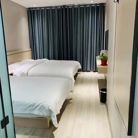 Mengzhou Hongtai Hotel