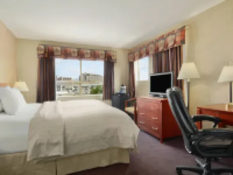 Days Inn by Wyndham Vancouver Airport โรงแรมในริชมอนด์