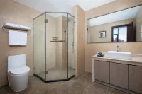 Ramada Encore by Wyndham Linqu Downtown Hotels in Linqu