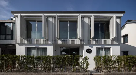 VILLAGE  STAY Отели рядом с достопримечательностью «Shanghai Puji Bridge»