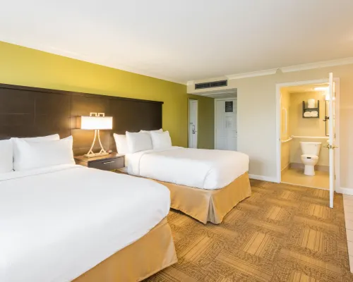 Holiday Inn Express NEW YORK CITY TIMES SQUARE by IHG โรงแรมใกล้ฟริก คอลเลกชัน
