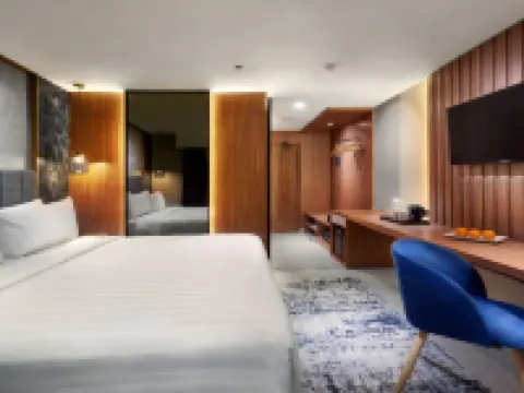 Aston Inn Jemursari Hotels in Wonocolo