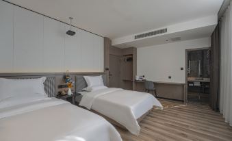 Towo Shangpin Hotel (Hanzhong Central Plaza high speed railway station store)