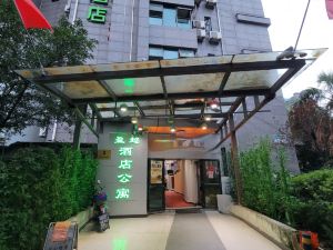 Yingchao Apartment Hotel