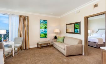 DoubleTree by Hilton San Diego Bayside