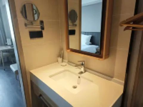 โรงแรมฟูลสต็อป ต้าเหลียน