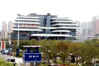Muqi Jiushe Design B&B (Longyan Railway Station Minxi Trading City)