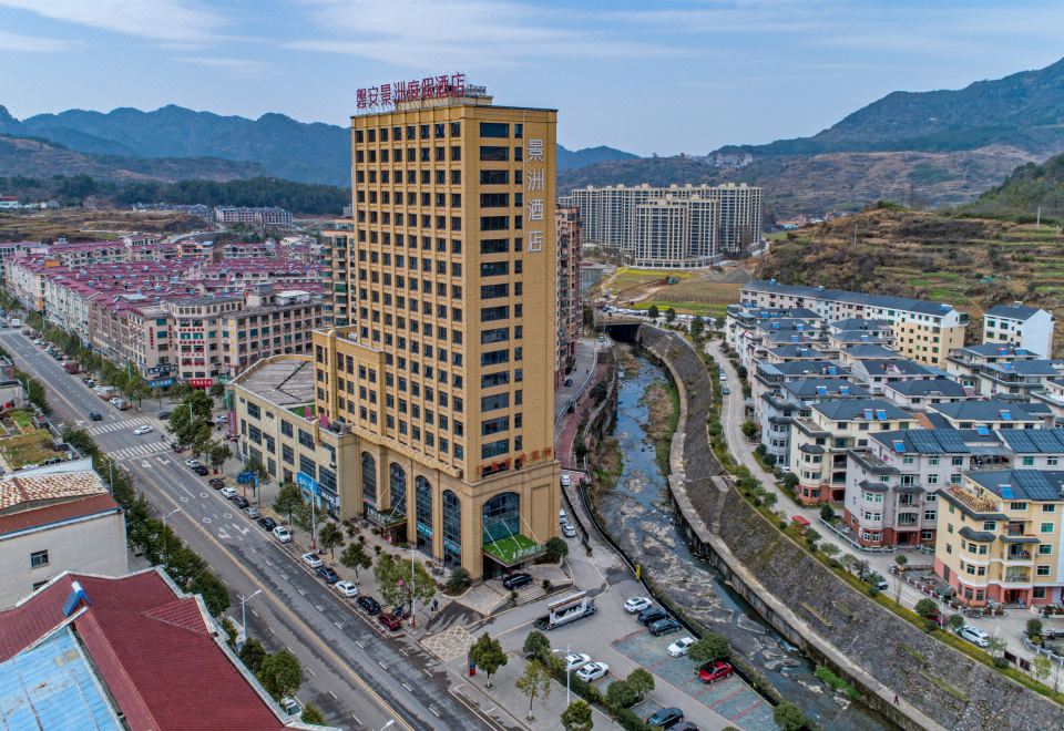 hotel overview picture