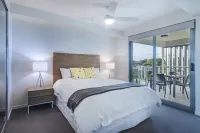Link Portside Wharf Apartment Hotel Hotels in Cannon Hill