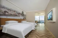 Vienna Hotel (Liangshan Yanyuan Branch) - parking