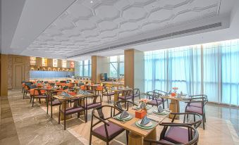 Vienna International Hotel (Chengdu Panda Base Shop)