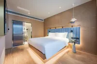 Mr. Wu's Hotel (Xi'an Xiaozhai Keji Road Subway Station)