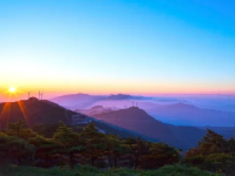 九宮山ホリデイホテル（九宮山景勝地雲中湖） 通山のホテル