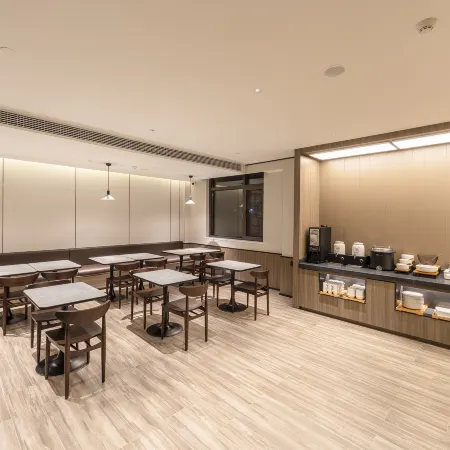 HanTing Hotel (Xinyang Shangcheng)