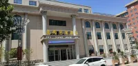 新鄭北苑名家飯店（升達經貿管理學院寶相寺步行街店） 鄭州升達經貿管理學院附近的飯店