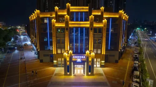 沐雅潮玩飯店（溧陽蘇寧廣場平陵中路店）