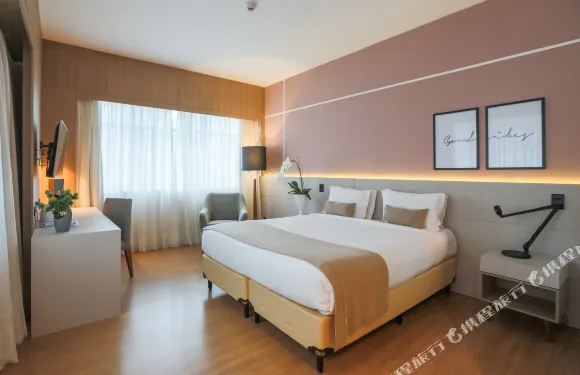 庫裏提巴佩斯塔納酒店