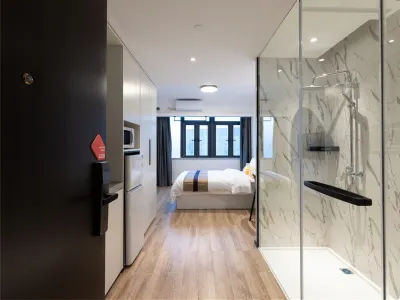 CJIA Apartment (Changjiangnan Road Subway Station) Hotels in Baosteel Industrial Park