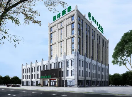 GreenTree Inn Hotel (Bozhou Kangmei Chinese Medicine City Wanda Plaza Branch) Отели рядом с достопримечательностью «Huazu Temple»