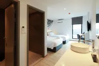 KOO HOTEL Các khách sạn gần IMPACT Hall 7-8