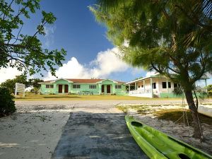 Chesters Bonefish Lodge