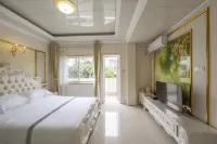Haiyun Holiday Villa (Beihai International Passenger Port Qiaogang Style Street Store)