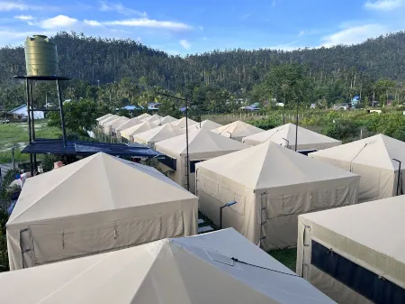 Camp Backpackers Port Barton