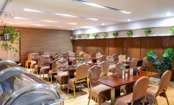 Manzhou Hotel (Gongqingcheng Dazetai Times Square)