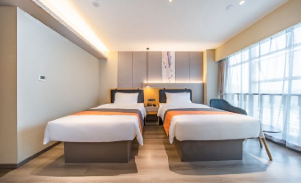 Yi shang HOTEL (Leshan High Speed Railway Station)