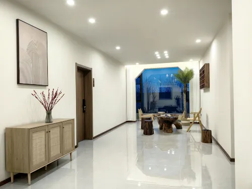 Guqushan Inn - غرفة مطلة على الجبل