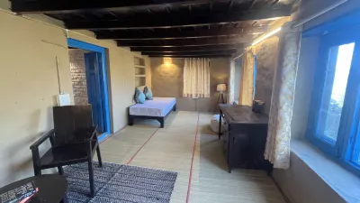 Burans Kot Heritage Home - Ramgarh Governor's House Raj Bhawan附近的飯店