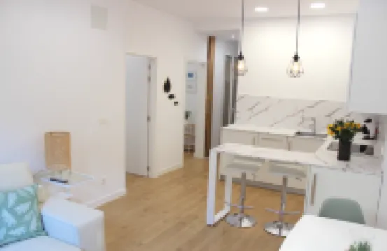 NEW, CENTRAL NEAR BEACH AND SEA by www.SanSebastianApartments.es