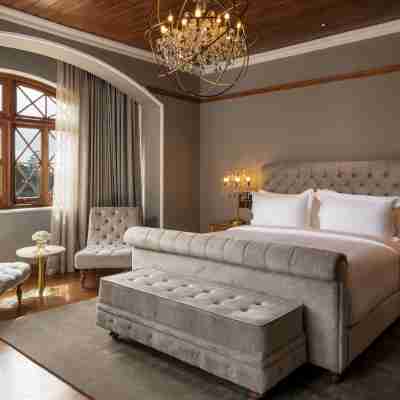 The Bellwood Manor Rooms