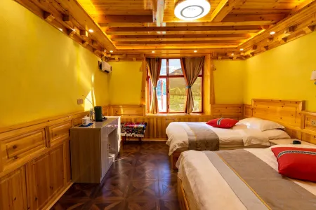 Four Monsoon Outdoor Club Homestay Отели рядом с достопримечательностью «Quanhua Shoal»